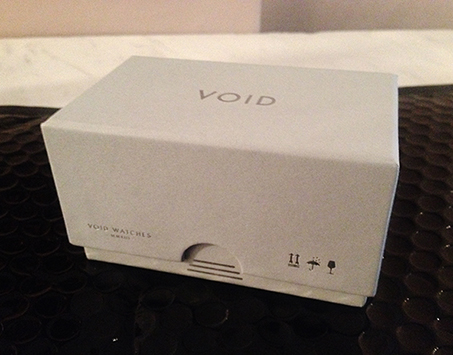 void watch packaging